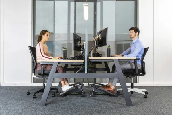 Miniratas TUNTURI Cardio Fit D10 Under Desk bike - Image 3
