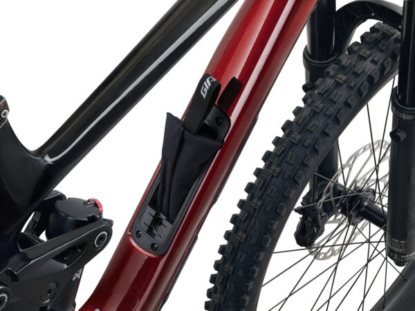 Maastikuratas GIANT Reign Advanced 2, 29" Sangria/Carbon (M) - Image 5
