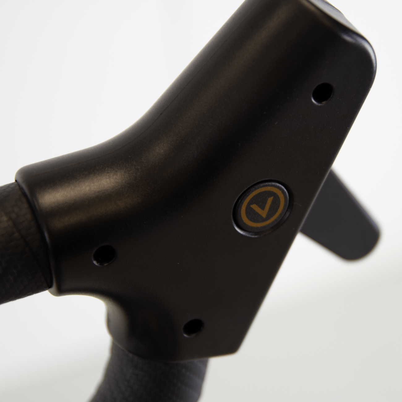 Velotrenažöör BH FITNESS Lyon Climber Multimedia - Pilt 8